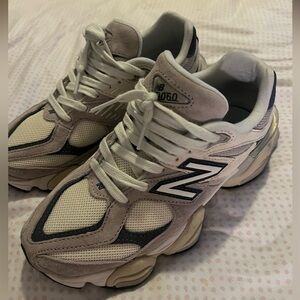 NEW BALANCE 9060